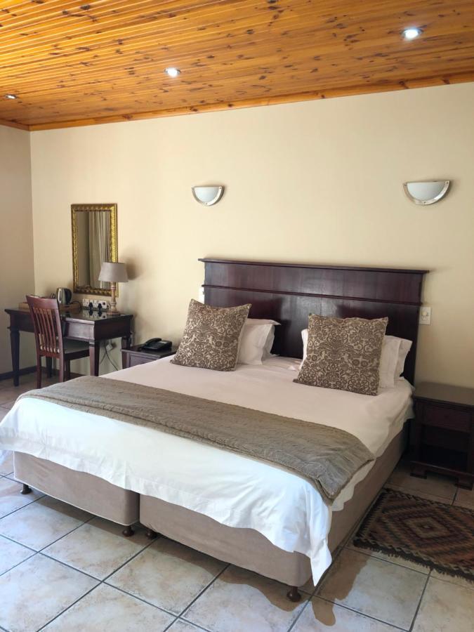 Oak Tree Lodge พาร์ล ภายนอก รูปภาพ