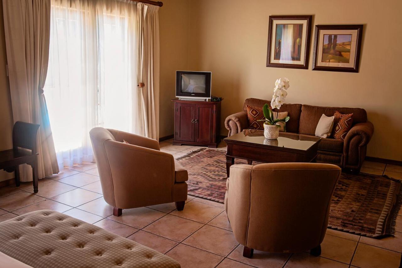 Oak Tree Lodge พาร์ล ภายนอก รูปภาพ